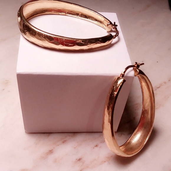 Bellezza Jewelry - 14k/SS pierced tapered hoop earings